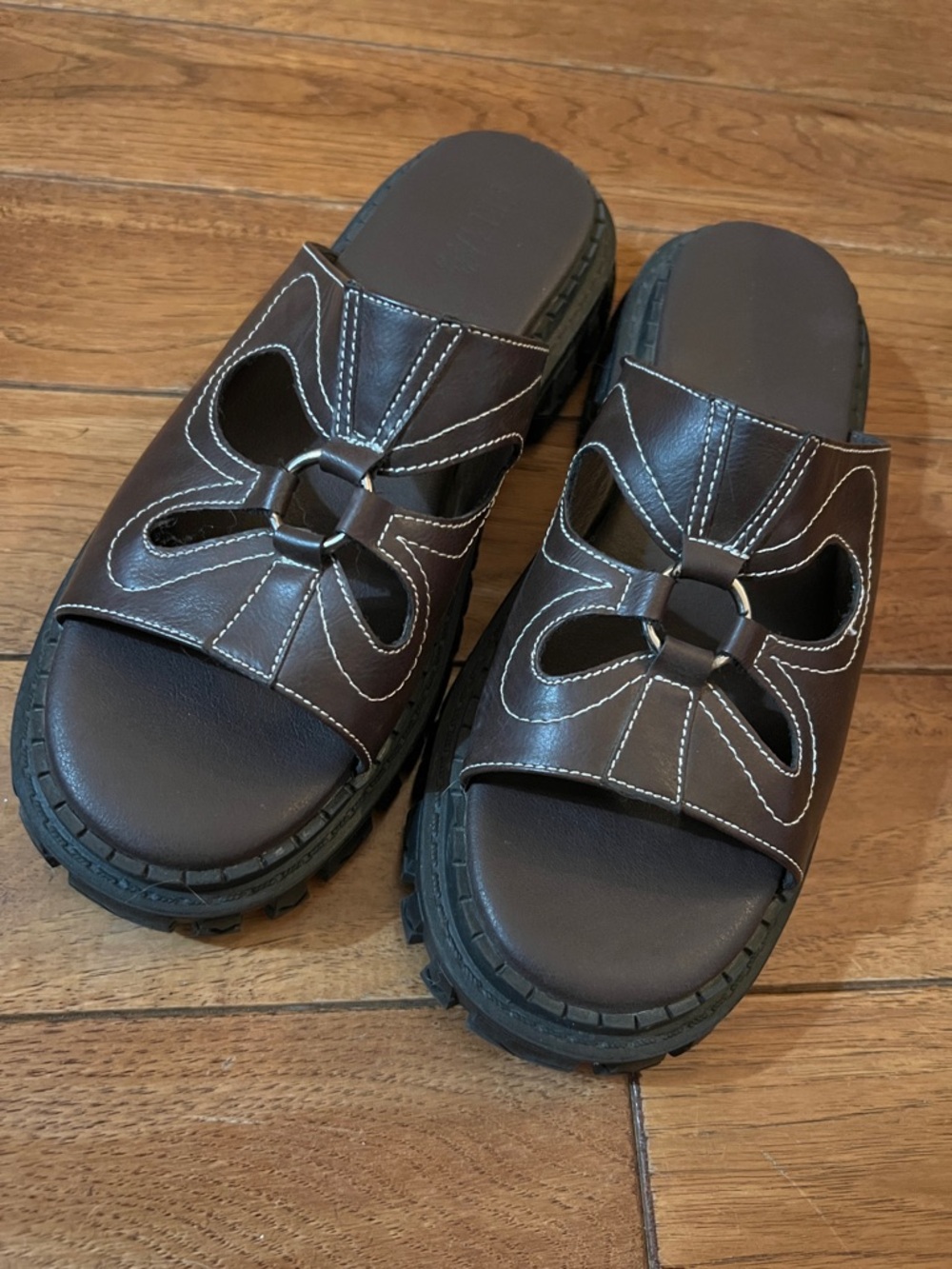 dELiA*s Brown Slide Sandals with Cutout Floral Detail